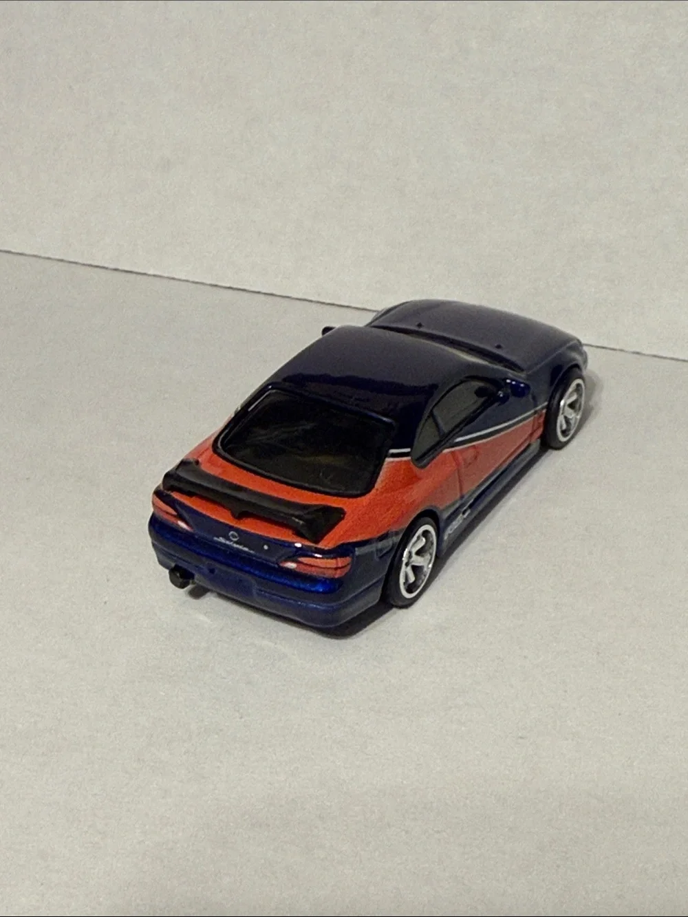 Hot Wheels high gloss